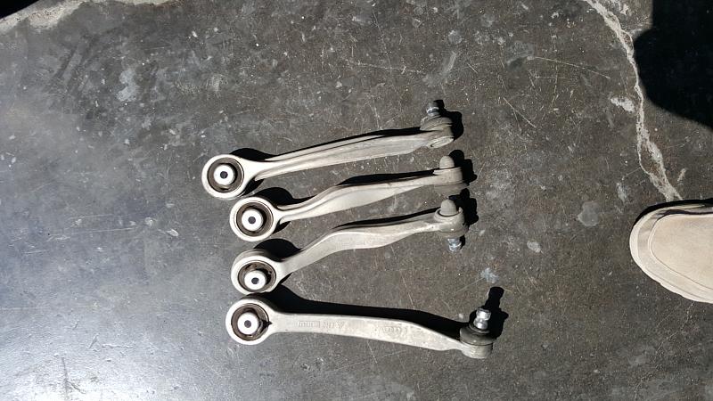 Picture of front control arms - normal doamege or screwdriver indiced?-20160503_145225.jpg