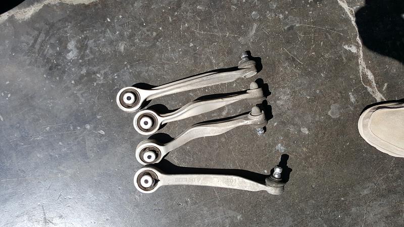 Picture of front control arms - normal doamege or screwdriver indiced?-20160503_145222_001.jpg