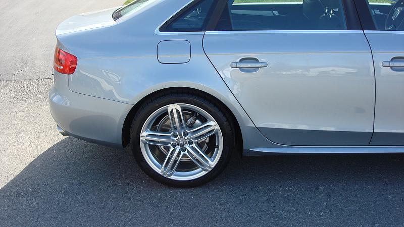 Looking for B8 pictures with RS6-style 19&quot; wheels...-dsc01524.jpg