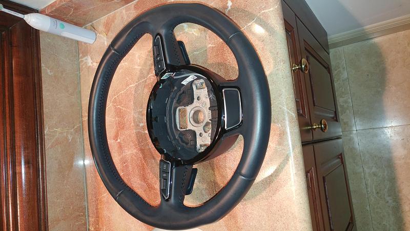 2015 A3 Round Steering Wheel with Paddles-20160905_114043.jpg