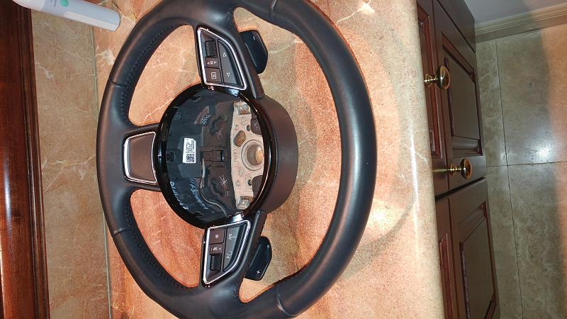 2015 A3 Round Steering Wheel with Paddles-20160905_114052.jpg
