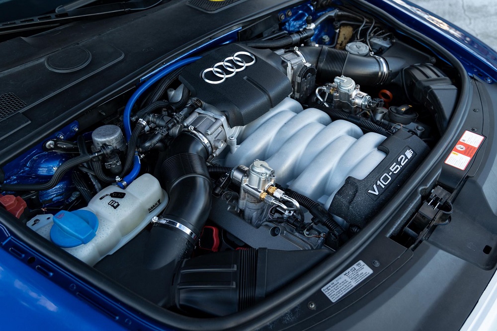 Audi S6 Avant Clone