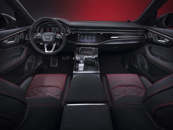 Audi RS Q8 performance interior